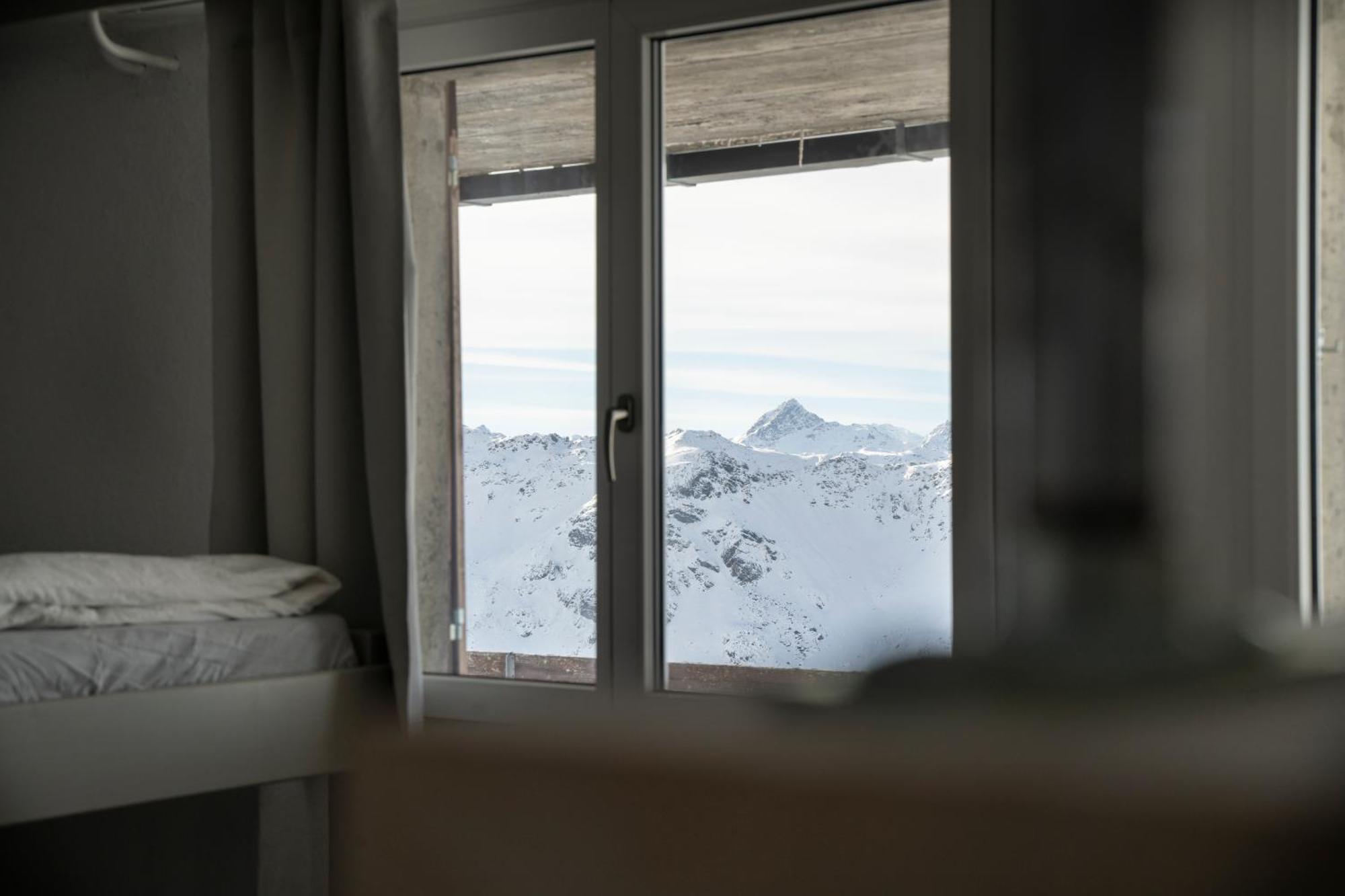 Berghotel Pischa Mountain Lodge Давос Екстер'єр фото